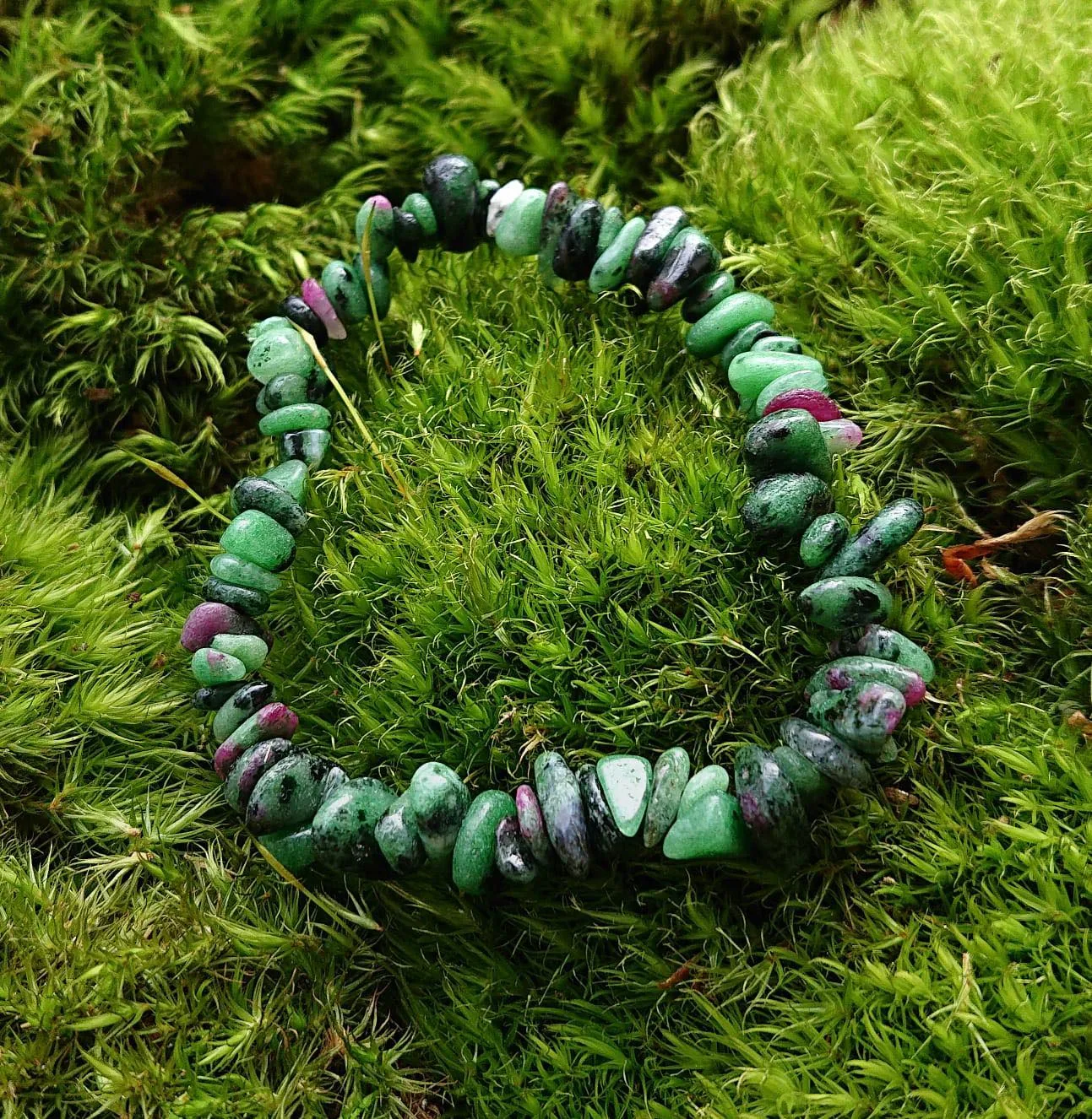 Bransoletka „Rubin z zoisytem”