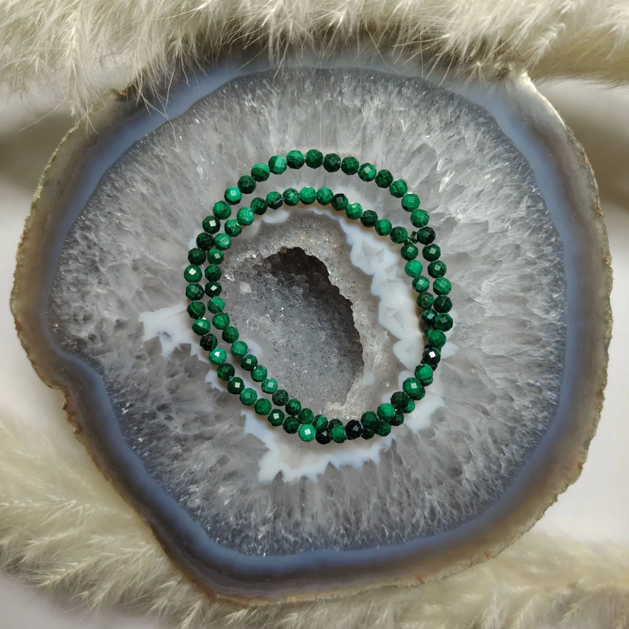 Bransoletka „Malachit” na gumce