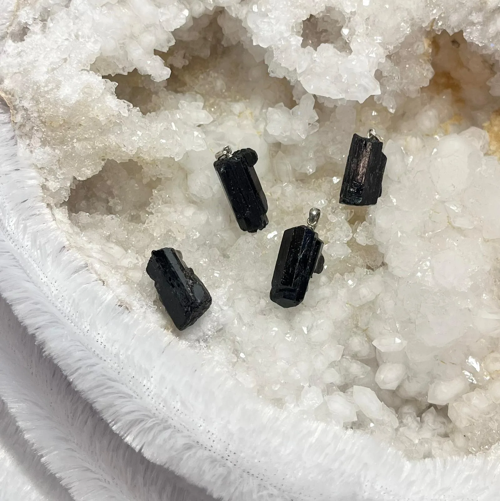 Zawieszka „Turmalin surowy”