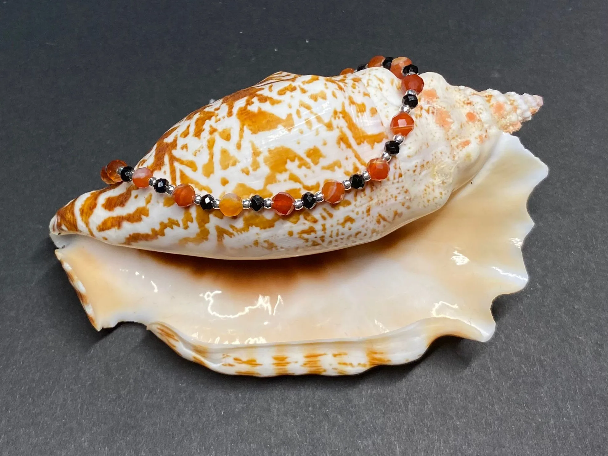 Bransoletka zodiakalna „Baran” na gumce