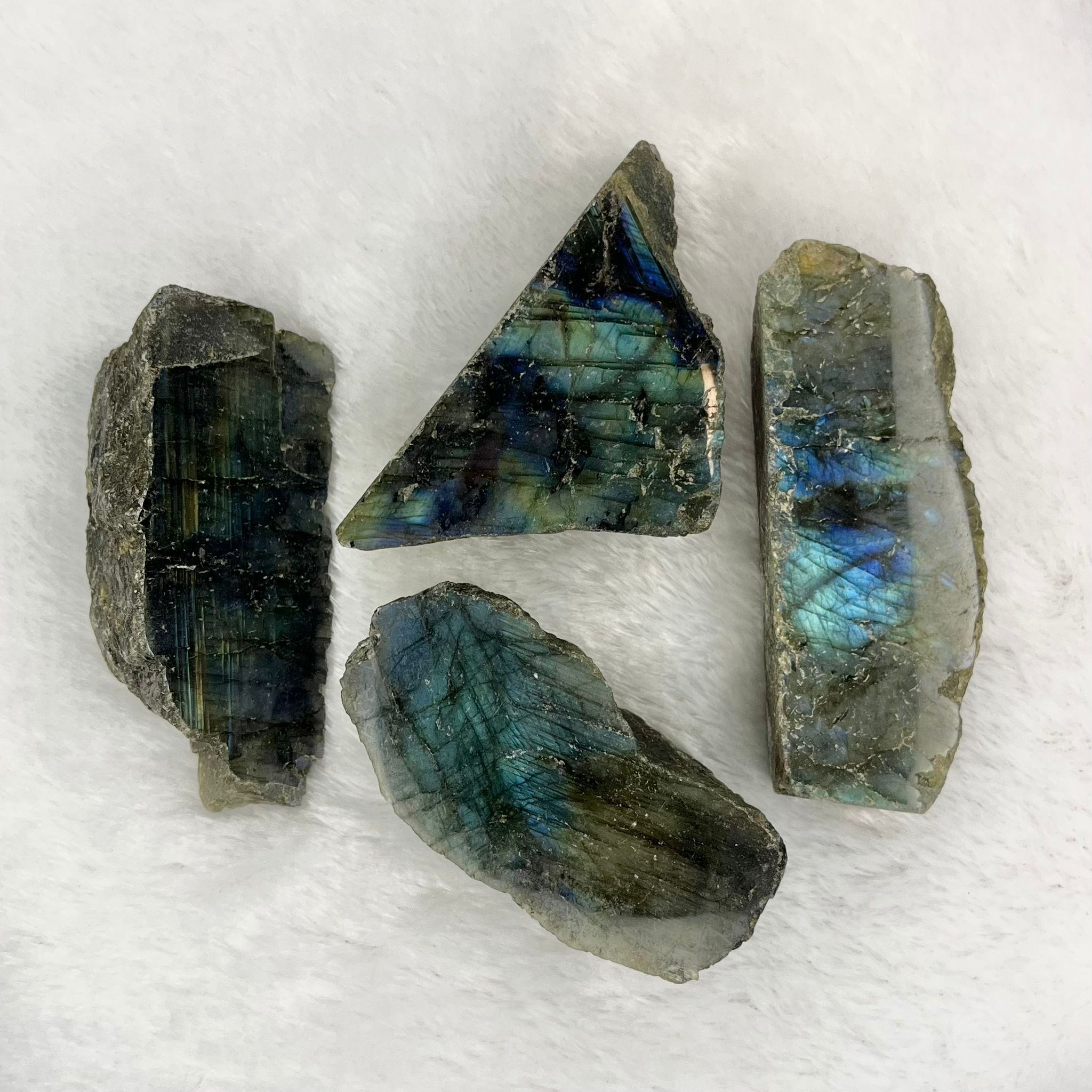 Labradoryt [3] (polerowany)