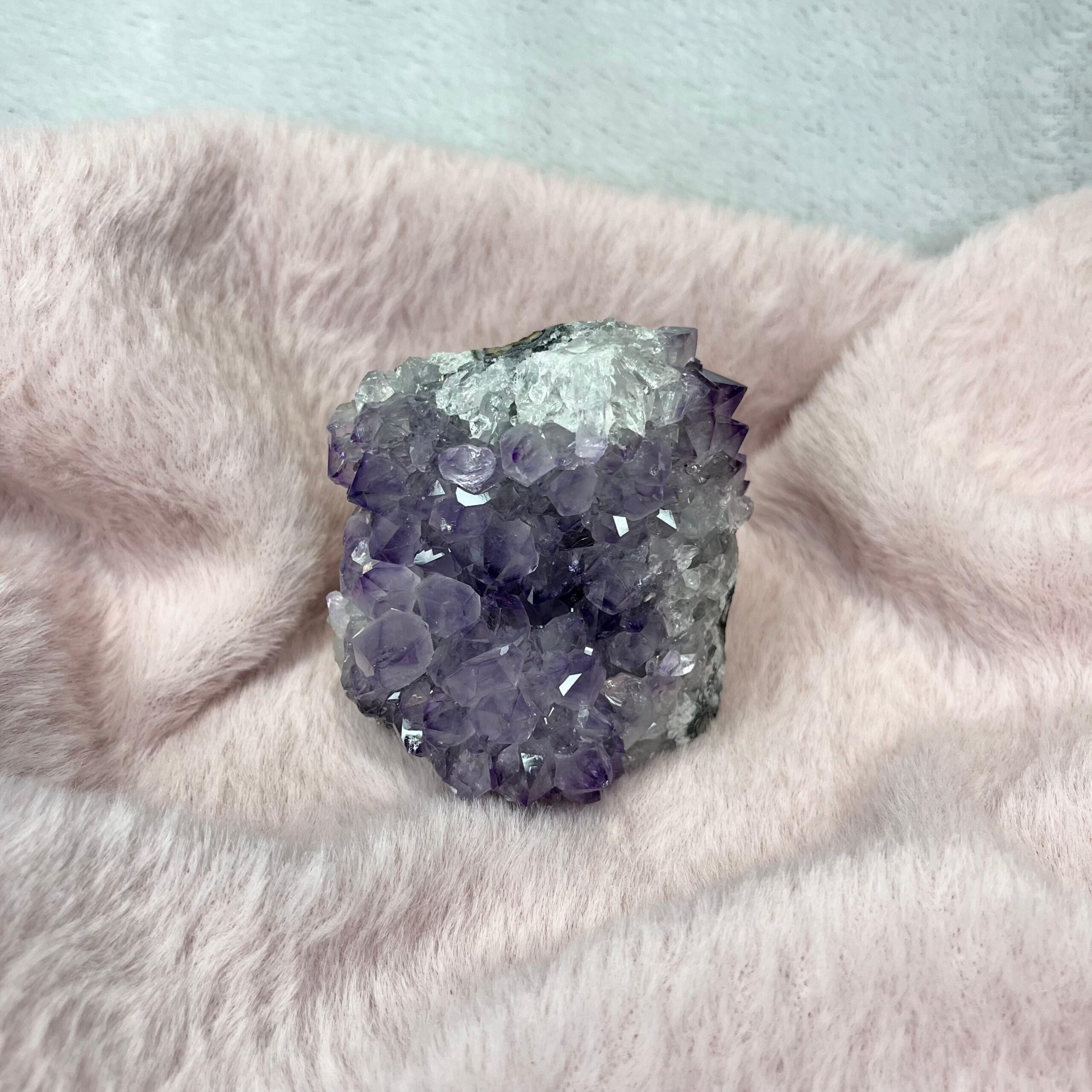 Ametyst okaz [10] (surowy)