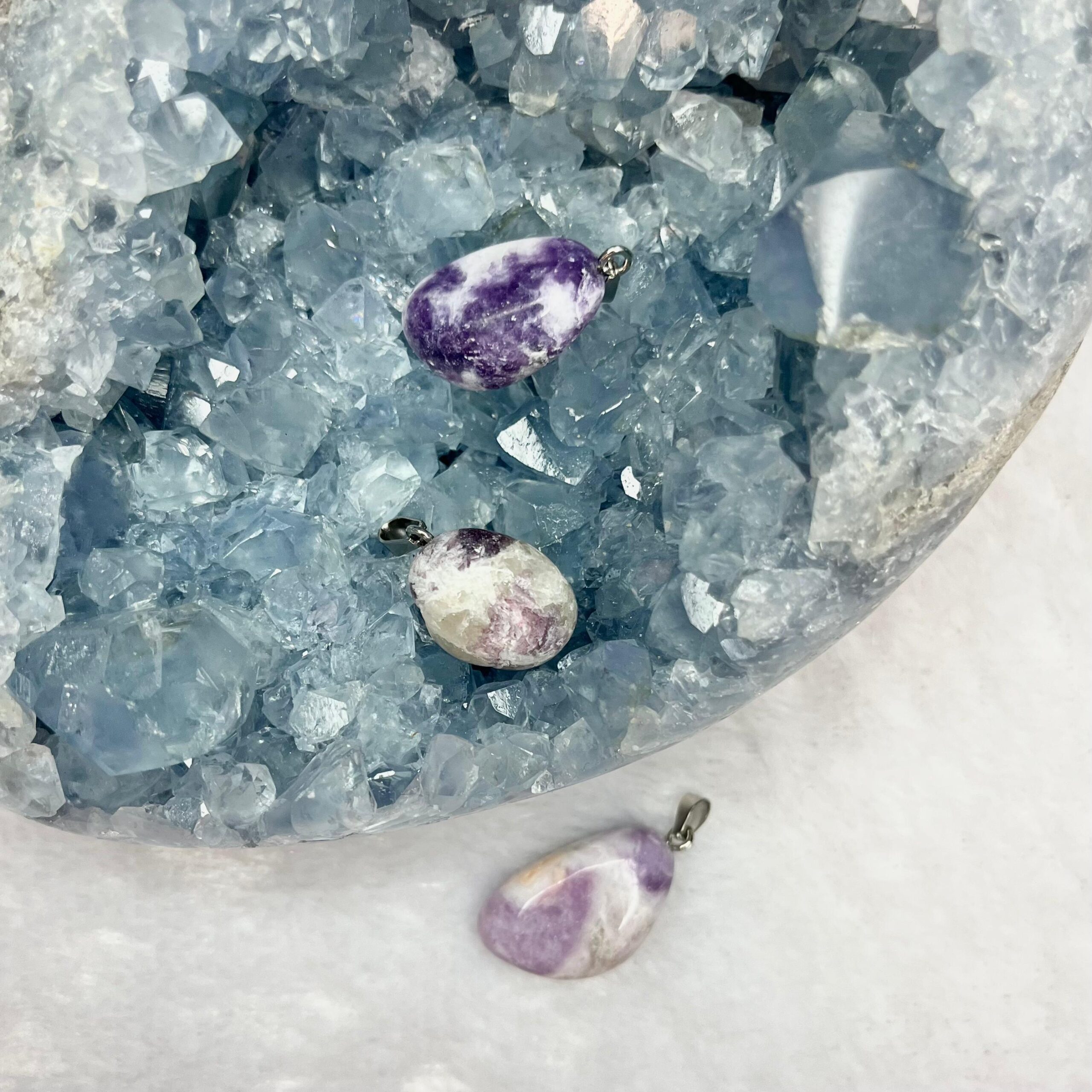 Zawieszka „Lepidolit”