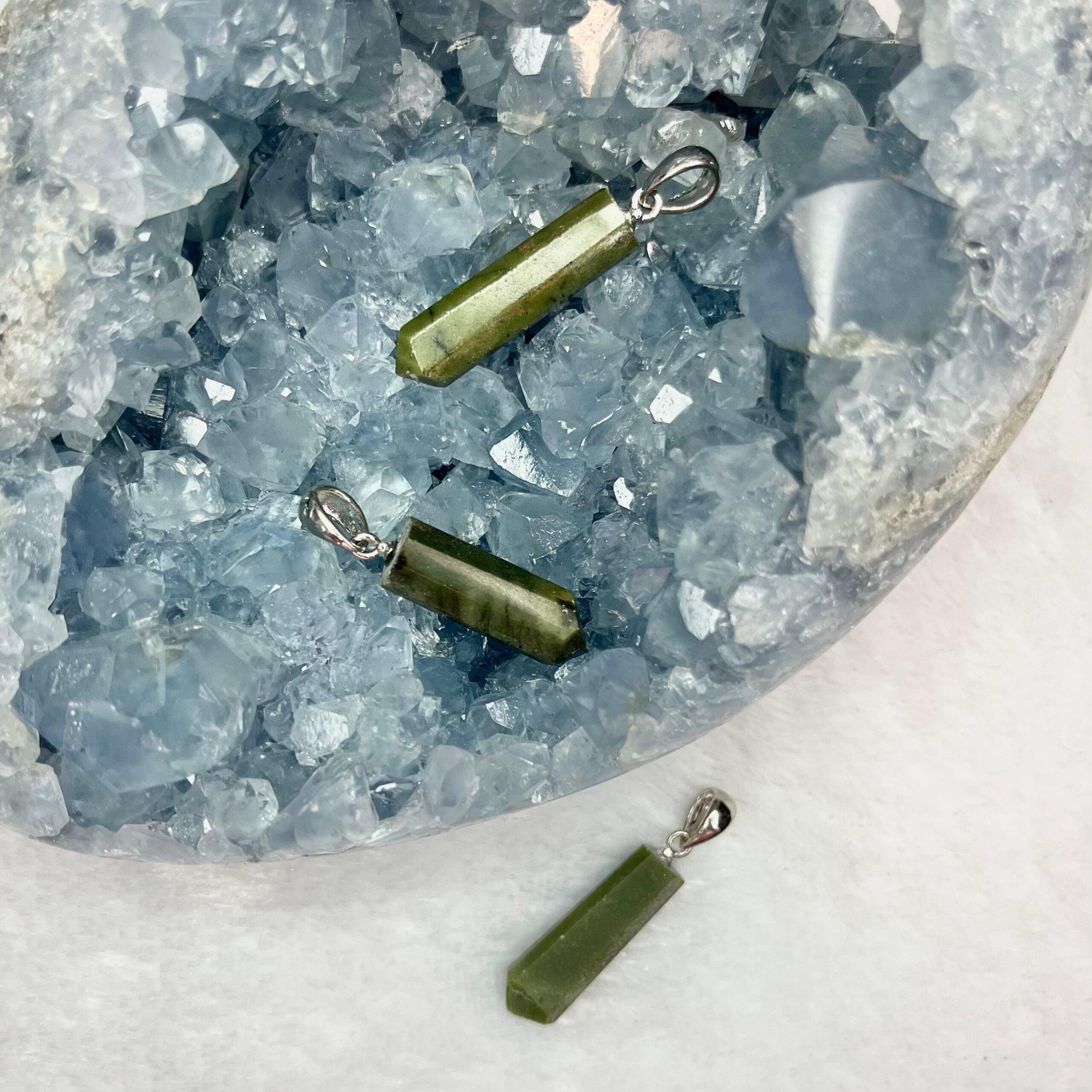 Zawieszka „Nefryt z Jadeitem”