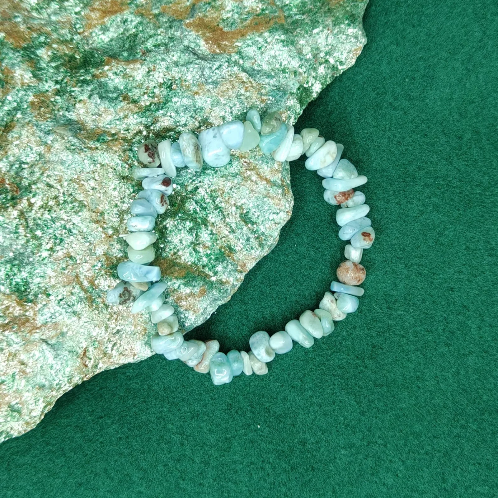 Bransoletka „Larimar” z drobnych kamieni